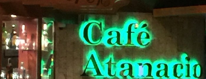 Cafe Atanacio is one of Posti che sono piaciuti a Edzel.