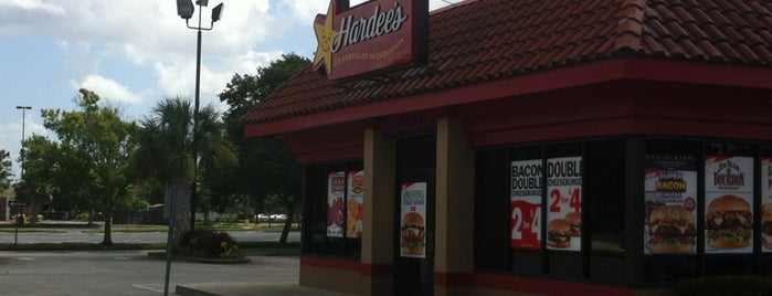 Hardee's is one of Lugares favoritos de Joey.