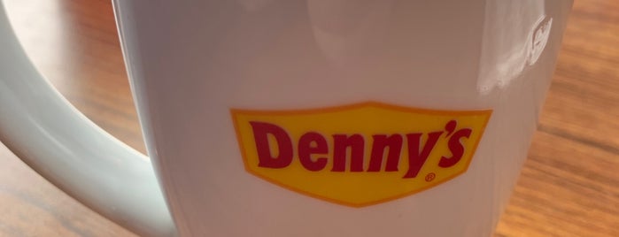 Denny's is one of Lugares favoritos de Albert.