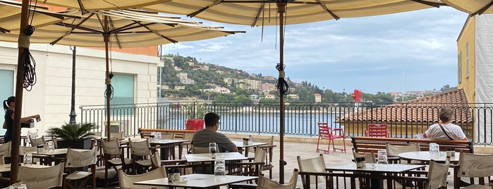 Le Cosmo is one of Côte d’Azur.