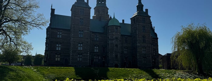 Palacio de Rosenborg is one of Copenhagen.