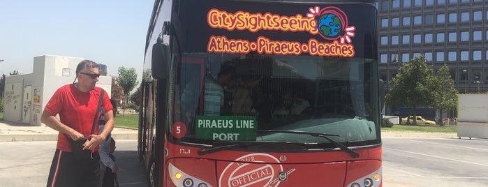 Athens Sightseeing Bus is one of Lugares favoritos de Fusun.