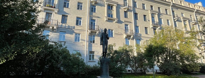 Сквер Габдуллы Тукая is one of Парки Санкт-Петербурга.