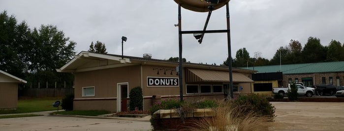 Speedway Donuts is one of Ga todo list.