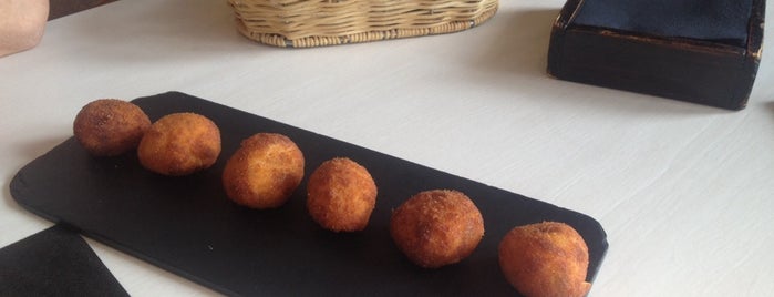 La Queseria is one of VIII Campeonato de pinchos de Oviedo.