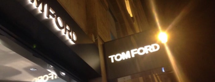 Tom Ford is one of Lugares favoritos de Samyra.