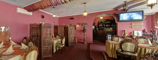 Гималаи / Himalayi is one of 5 заведений с индийской кухней в Киеве.