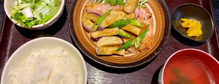 酒場 和さび is one of Food.