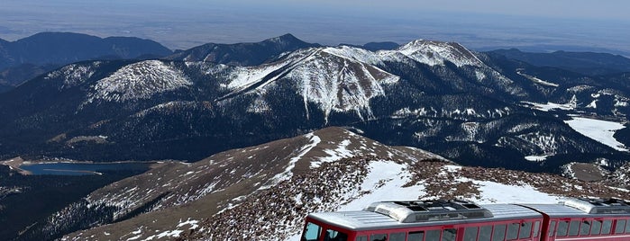 Pikes Peak is one of Matthew’s Liked Places.