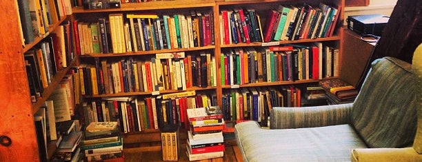 Montague Bookmill is one of Lugares favoritos de Patrick.