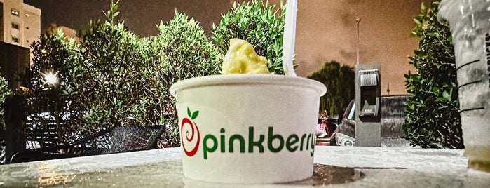 Pinkberry is one of resturants.