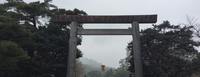 伊勢神宮 内宮 (皇大神宮) is one of Japan. Places.