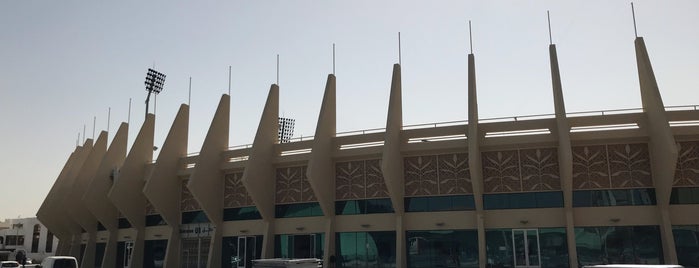 Al Wahda Club نادي الوحدة is one of abu dabi.