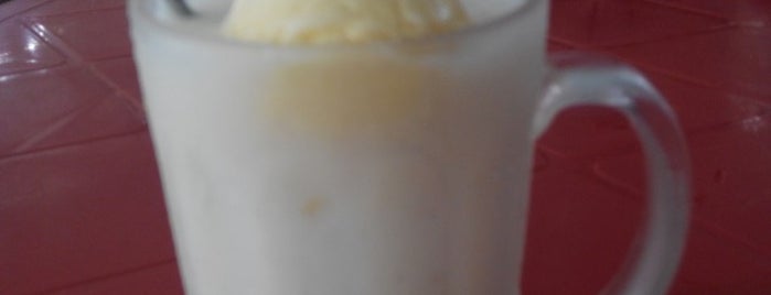 Klebang Original Coconut Milk Shake is one of Tempat yang Disukai NeMeSiS.