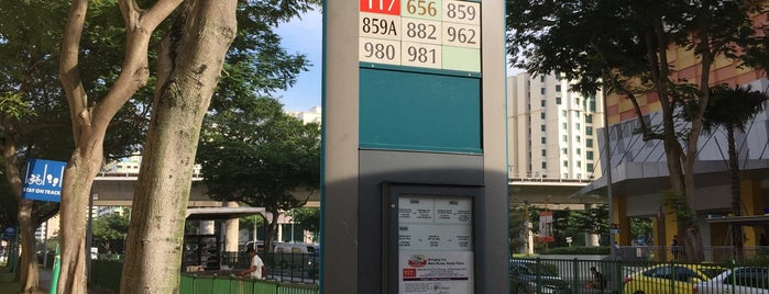 Bus Stop 58259 (Opp Sun Plaza) is one of Regular Check-in.