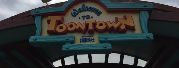 Toontown is one of Tempat yang Disukai Shank.