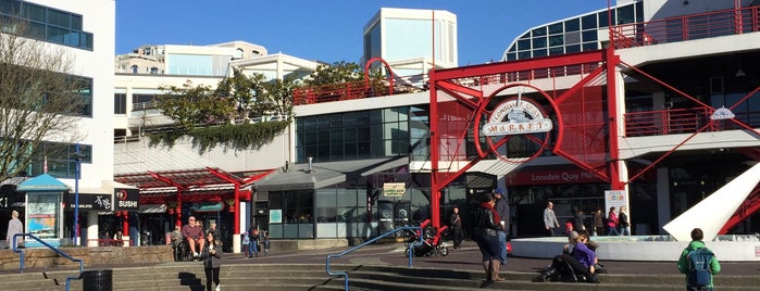 Lonsdale Quay Market is one of A Guide to Vancouver (& suburbia).