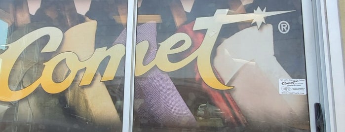 Comet Cleaners is one of สถานที่ที่ Nick ถูกใจ.