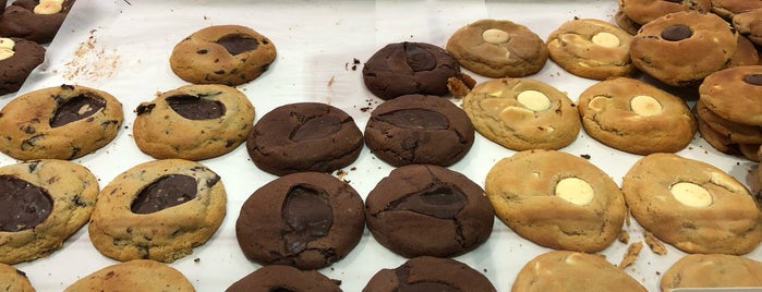 Ben's Cookies is one of london.