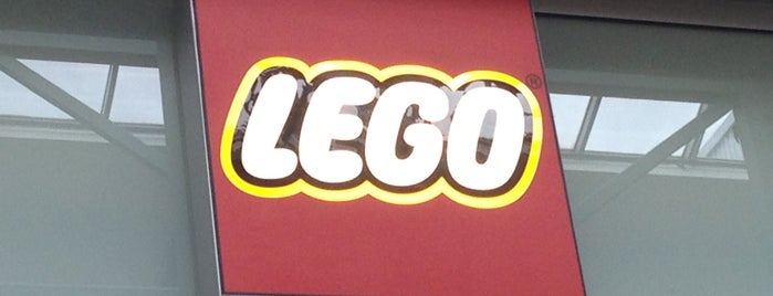 LEGO Store is one of Renania del norte.