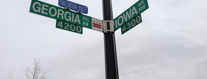 Georgia ave nw is one of Jonathanさんのお気に入りスポット.