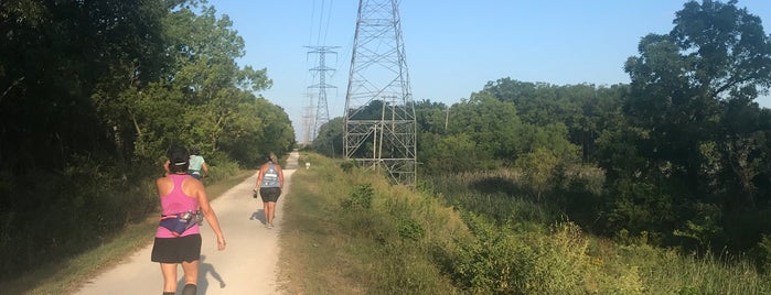 Great Western Trail Mile Marker 11 is one of Skate/Bike Trails in Chicagoland.