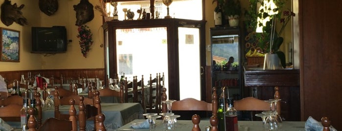 Restaurant Serra is one of Locais curtidos por Olga.