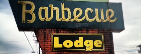 Bridges Barbecue Lodge is one of Out of town.