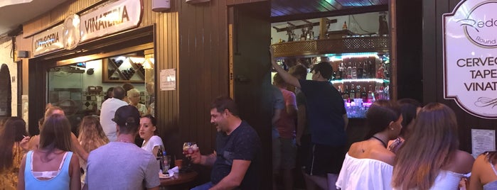 Redondo Round Bar is one of Locais curtidos por anthony.
