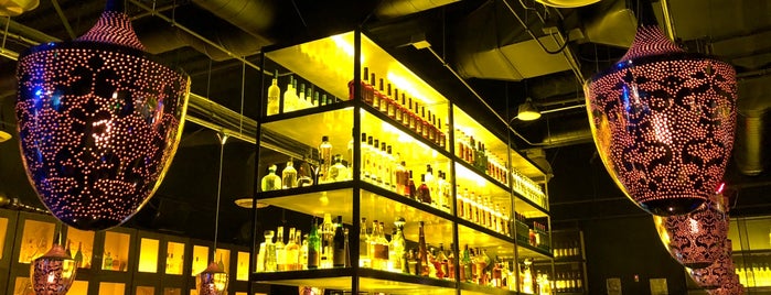 Blue J Lounge is one of LA: places to drink..