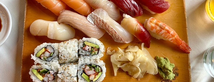 Kisaku Sushi is one of Sashimi, Sushi & Japanese Foodieness.