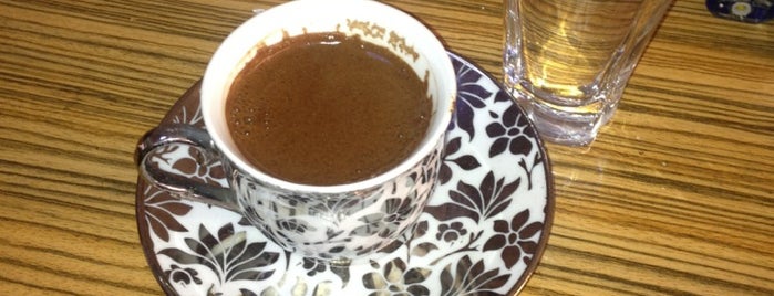 Bulistan Cafe is one of Lugares favoritos de Ahmet.