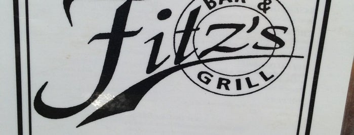 Fitz's Bar and Grill is one of Locais salvos de Becky.