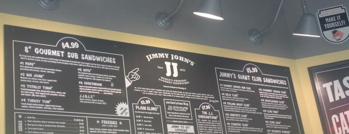 Jimmy John's is one of สถานที่ที่ Carl ถูกใจ.