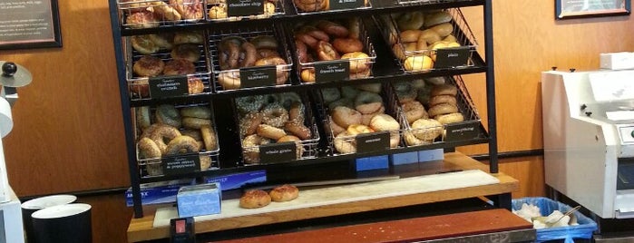 Panera Bread is one of Lugares favoritos de Jack.