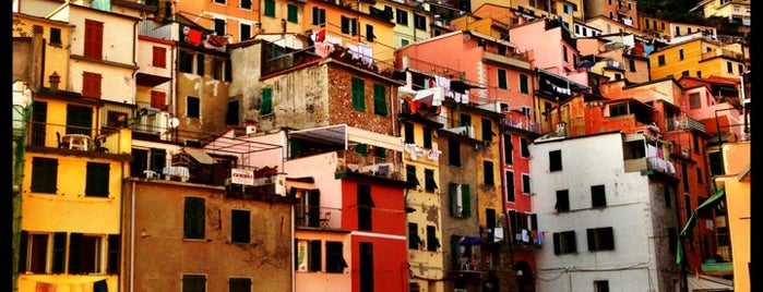 Riomaggiore is one of Ultimate Traveler - My Way - Part 01.