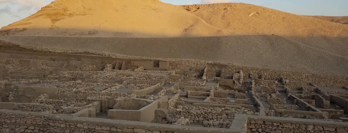 Deir el-Medina is one of Tempat yang Disukai Damon.