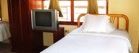 Hotel San Vicente is one of Lugares favoritos de Joel.