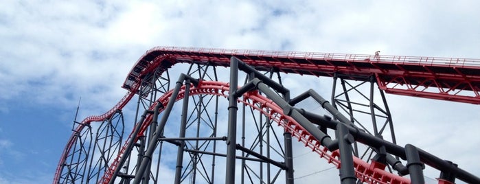 Fuji-Q Highland is one of Favorites Big things to the future.