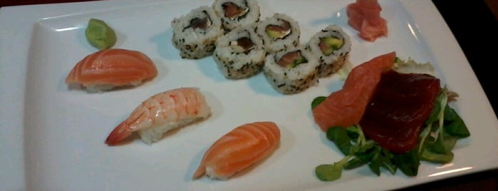 Sushi Lovers is one of Ruta michelín.