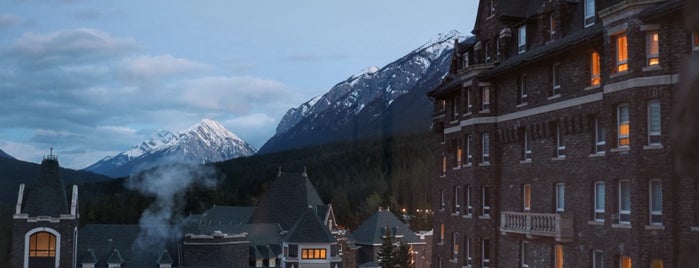 The Fairmont Banff Springs Hotel is one of Places I've stayed.