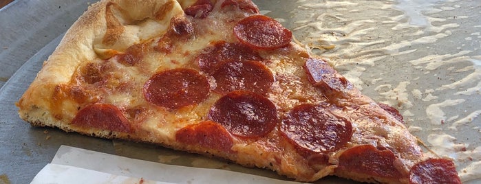 Rosa's Pizza is one of Andrew : понравившиеся места.