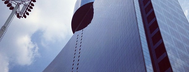 Centro Internacional de Exposiciones y Convenciones WTC is one of Orte, die Ricardo gefallen.