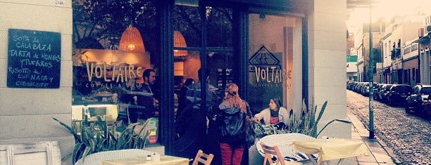 Voltaire is one of Restaurantes & Cafés en Palermo.