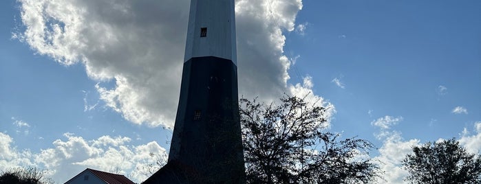 Tybee Island Lighthouse is one of สถานที่ที่ Daron ถูกใจ.