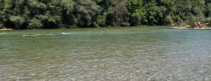 Isarstrand Wittelsbacherbrücke is one of מיוניך.