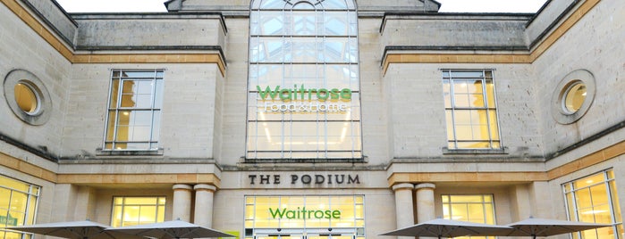 Waitrose & Partners is one of สถานที่ที่ Anastasia ถูกใจ.