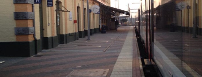 Gare de Geel is one of Bijna alle treinstations in Vlaanderen.