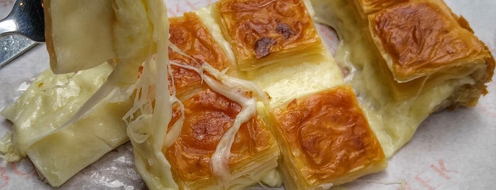 Izol Borek is one of www.tatiliyet.com 님이 좋아한 장소.