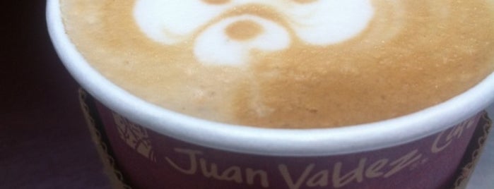 Juan Valdez Café is one of Colombia Travis and Alan.